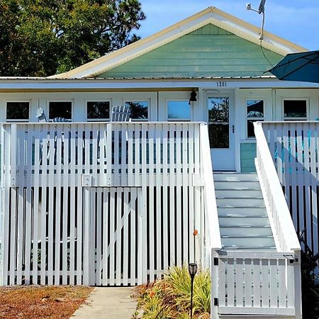 1201 Lovell Avenue By Tybee Beach Vacation Rentals Tybee Island Dış mekan fotoğraf